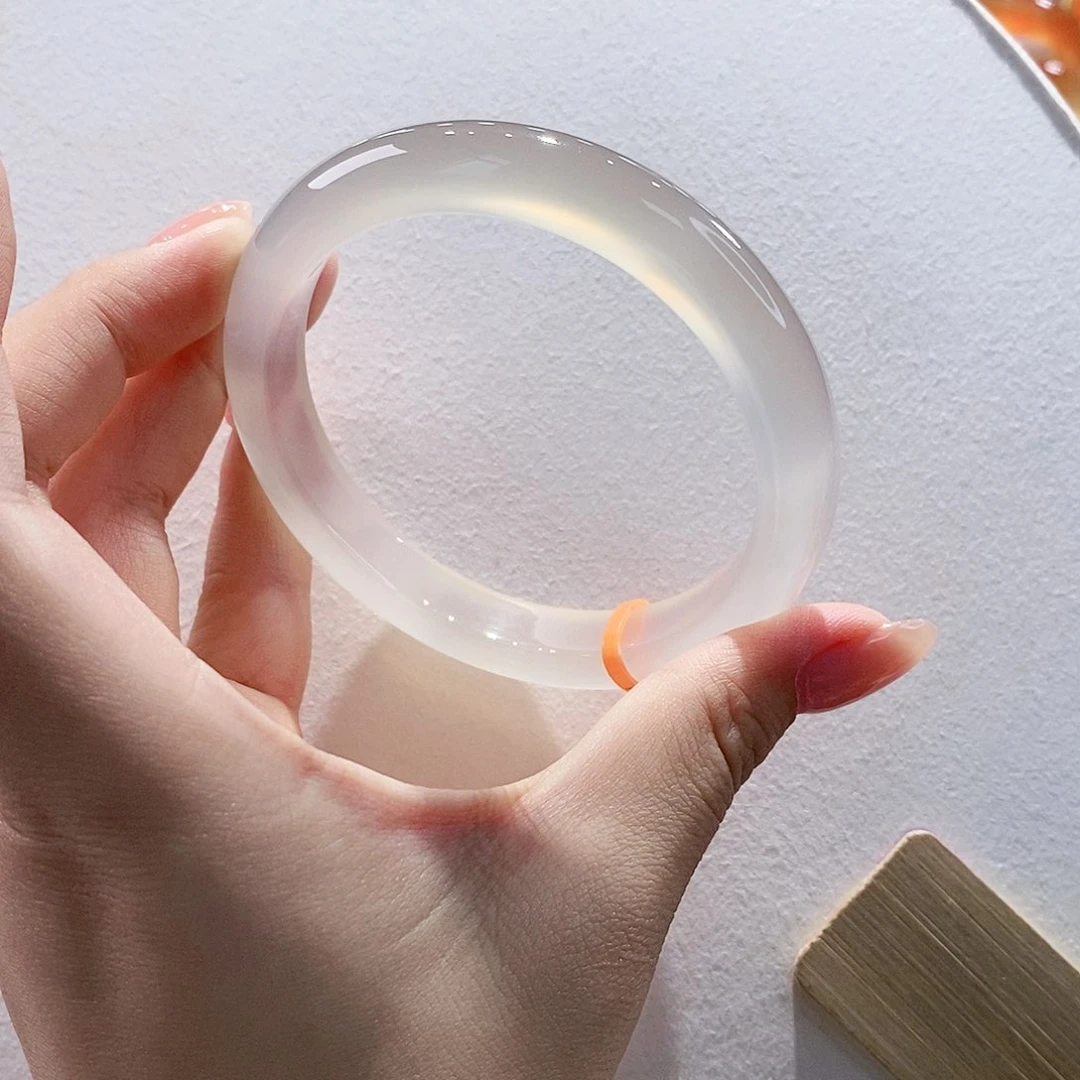 手镯玛瑙/玉髓未镶嵌60