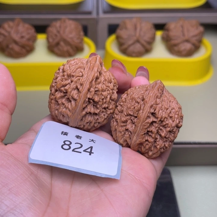 文玩核桃把件大蒜头35.824