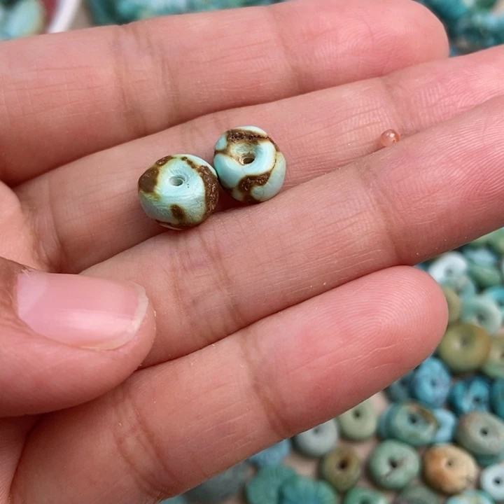 南红玛瑙未镶嵌珠宝奇石