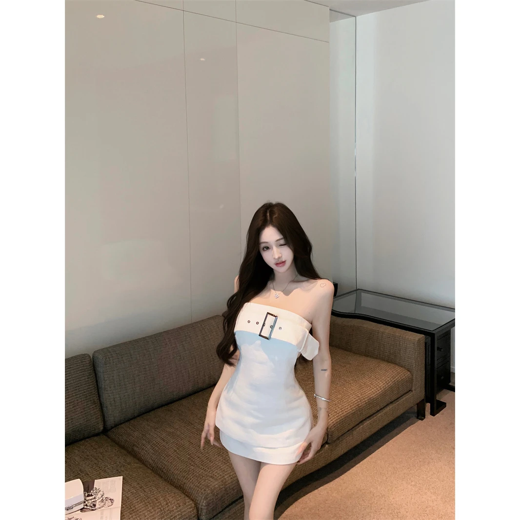 轻奢气质小香风抹胸式一字肩上衣+包臀半身裙两件套网红款