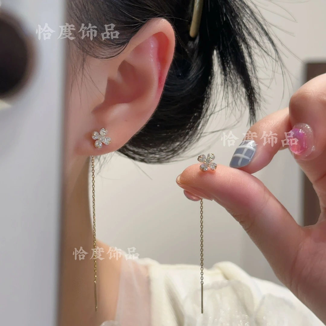 【恰度】亮闪花朵锆石长款流苏耳线