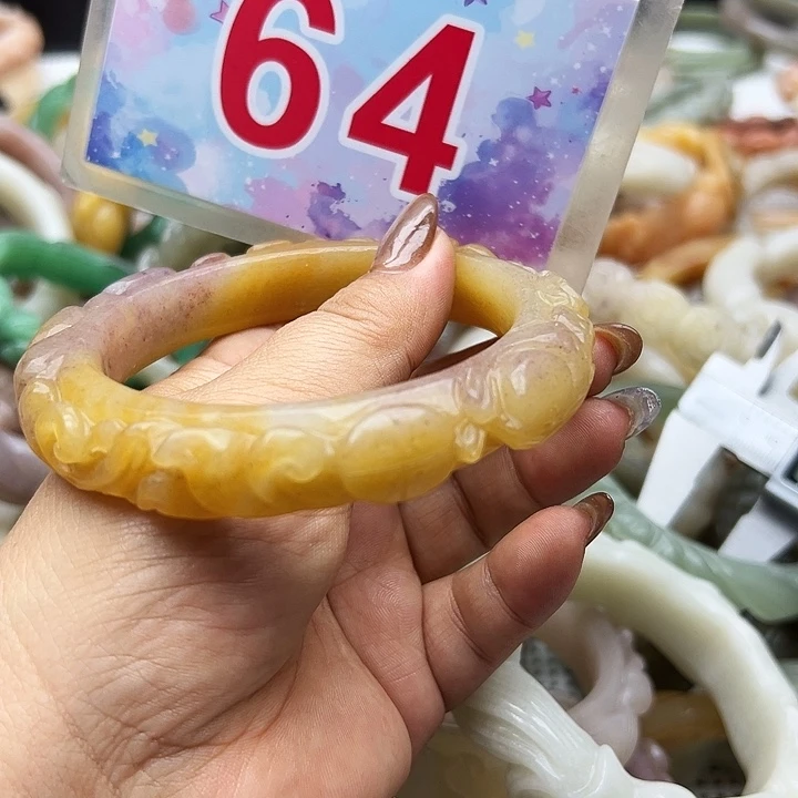 未镶嵌手镯石英岩玉