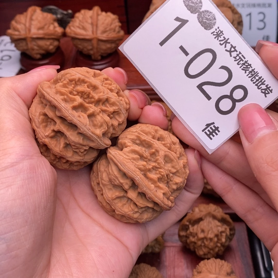 文玩核桃把件46粗筋