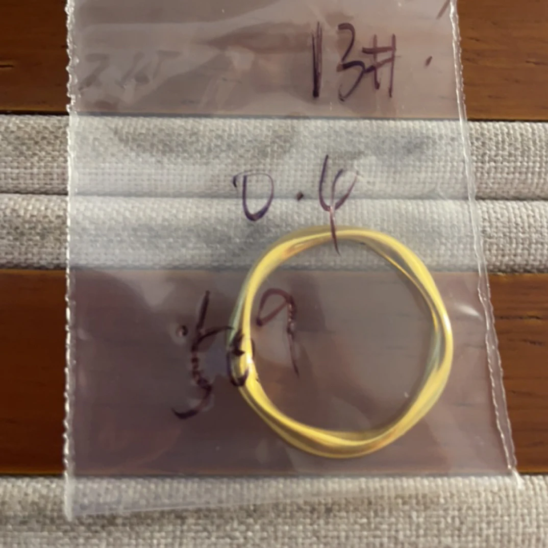 克重0.4 13号 莫比乌斯戒指 足金999