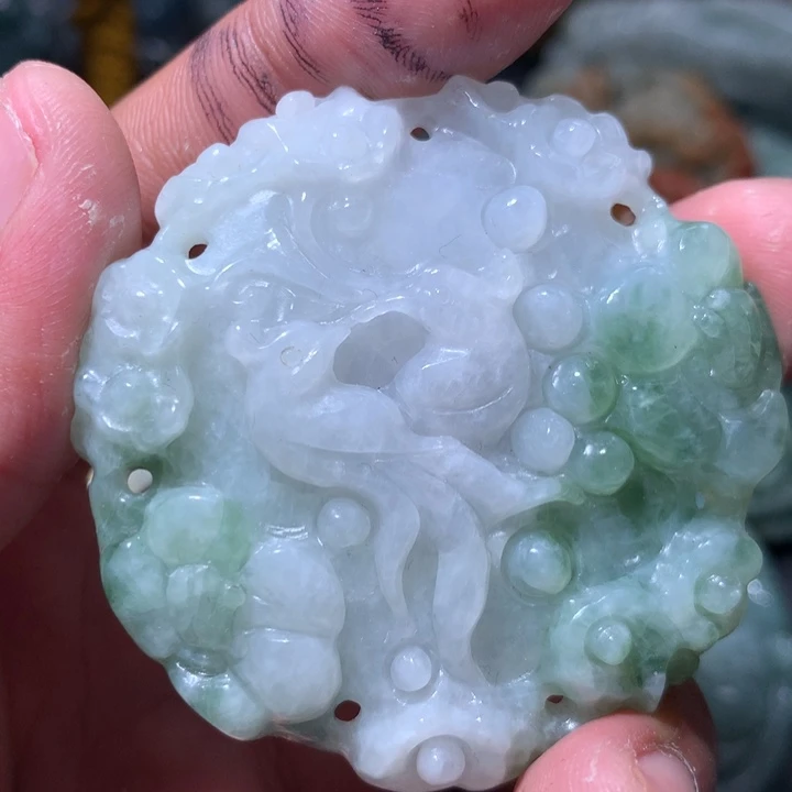 翡翠未镶嵌颈饰保真天然a货翡翠