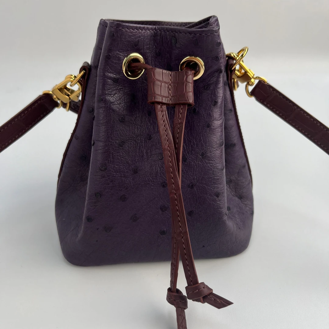 高奢鸵鸟皮女包时尚女包手提包黑青蛙/HEIQINGWA/6011G