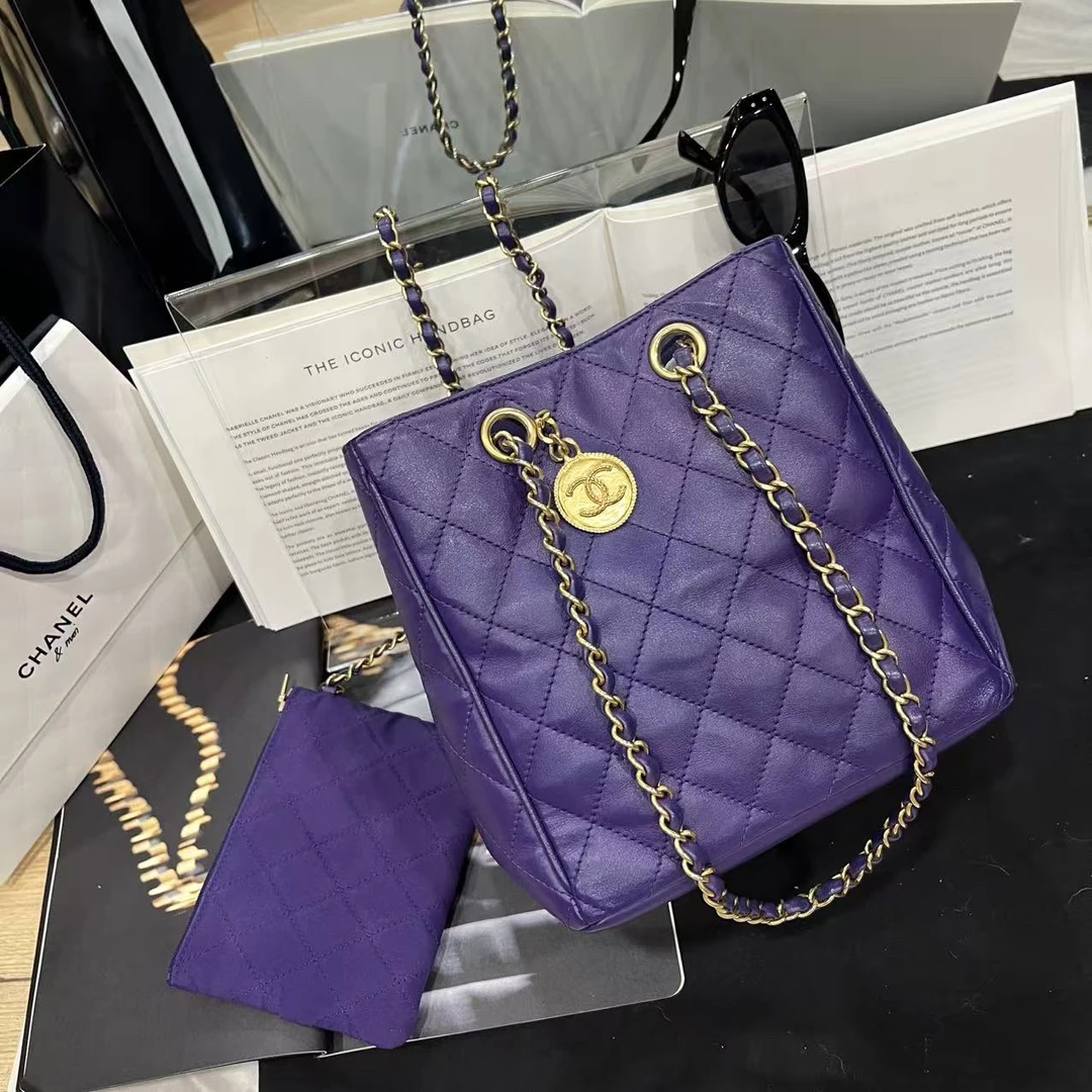 95新 Chanel/香奈儿 多多奢品/香奈儿紫色金币子母水桶挎包/97新