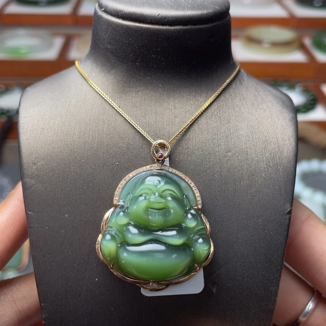 颈饰18K金镶嵌和田玉（碧玉）猫眼佛公