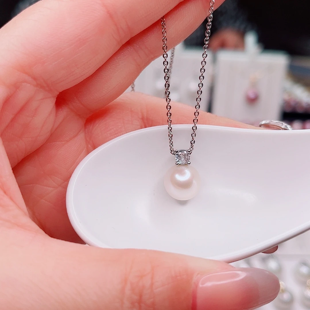 淡水珍珠吊坠(赠链)合金