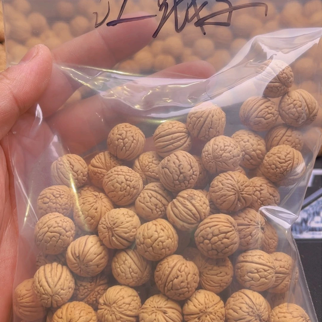 桃核手串江*子桃核铁扇散籽100颗，不退不换