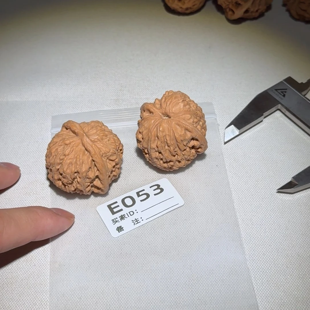 文玩核桃吊坠四喜053