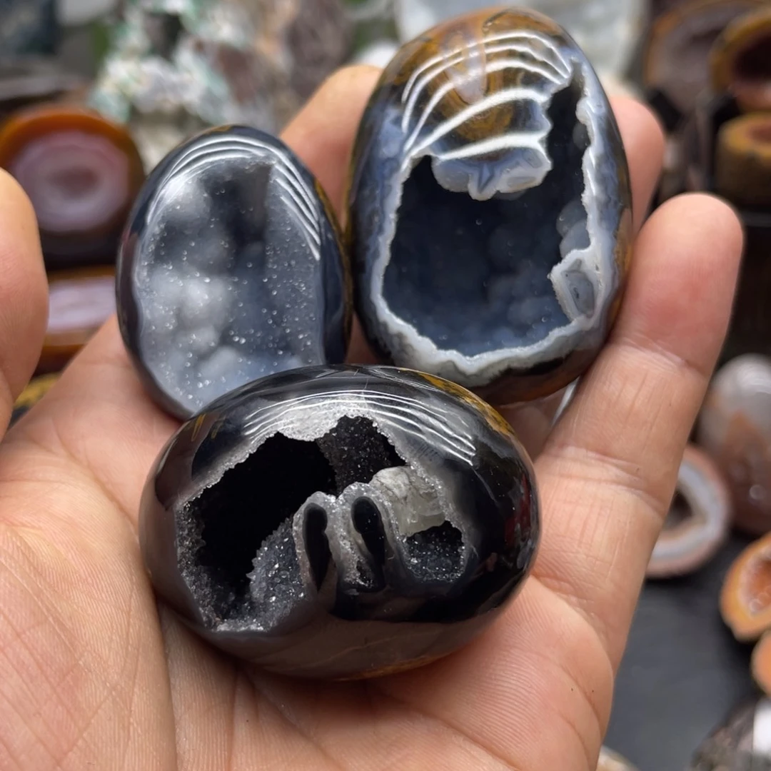 未镶嵌水晶大型摆件（非配饰）君****息