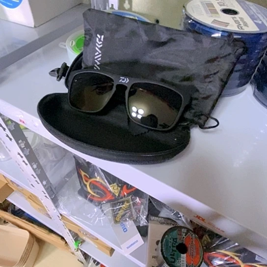 【闪购商品】塑料Jbgugggbjhg