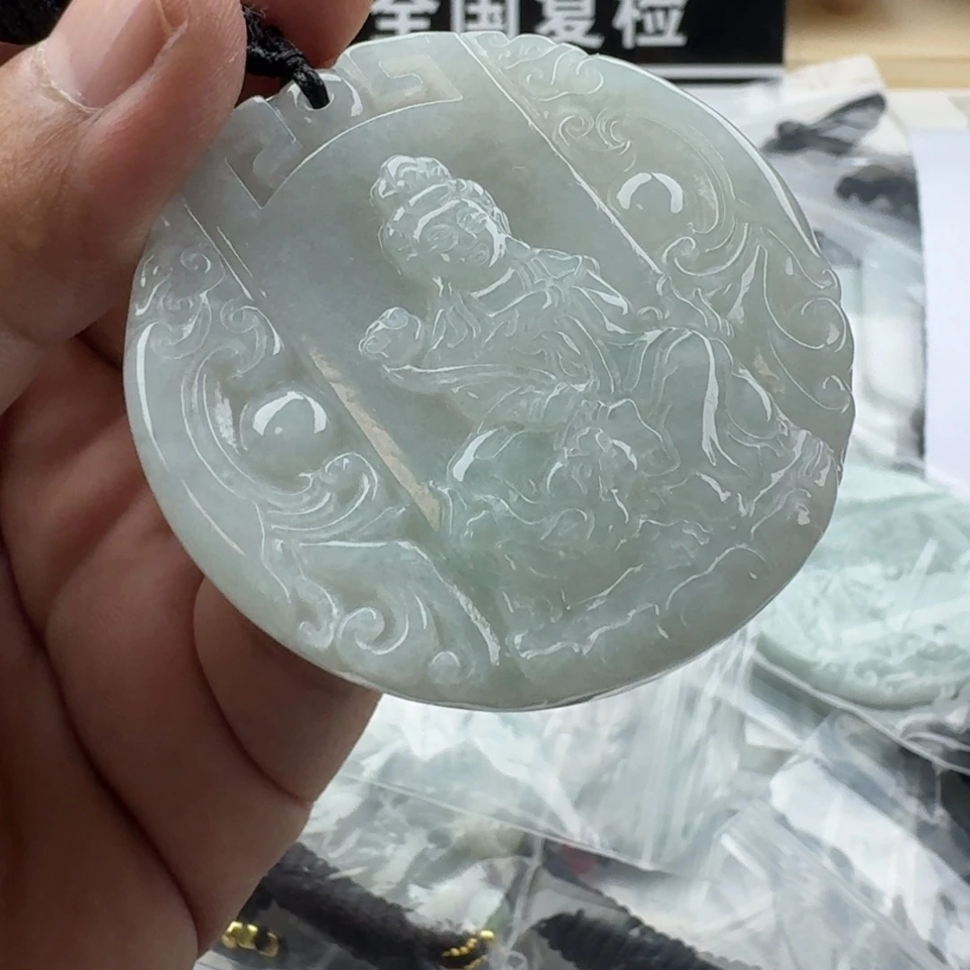 翡翠未镶嵌颈饰天然缅甸A货翡翠