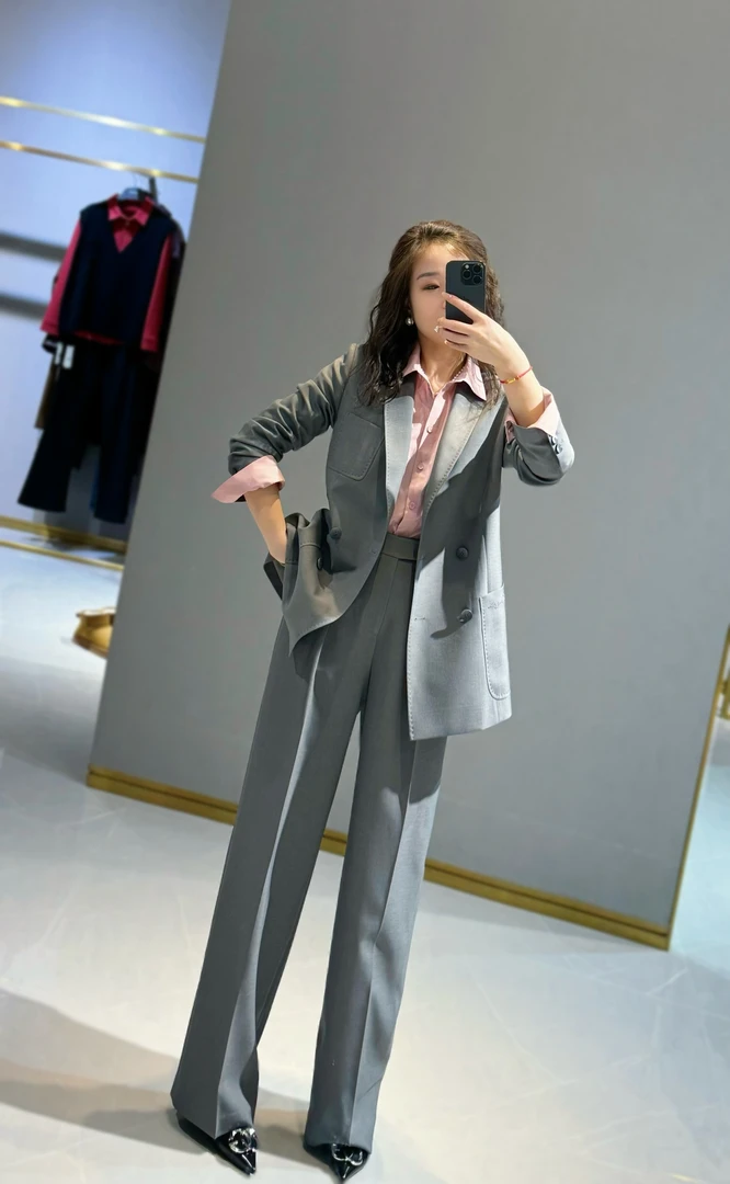 易缔媤灰色女裤D13440A9036