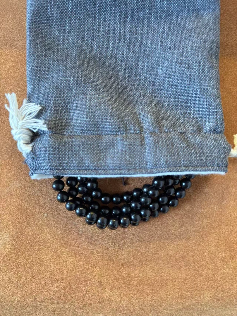 【蕹雅】0.8x108情侣款天然料雕刻吊牌饰品