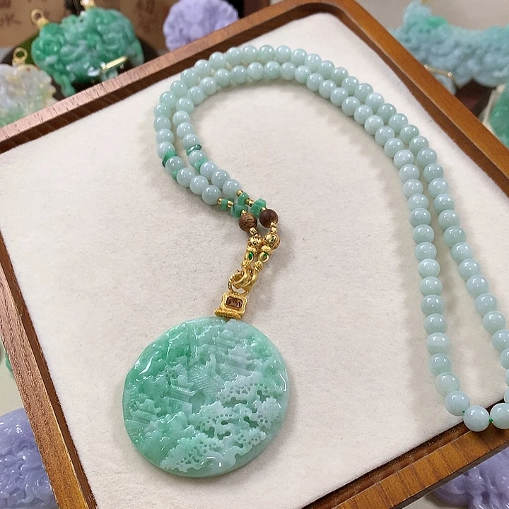 翡翠未镶嵌颈饰翡翠吊坠