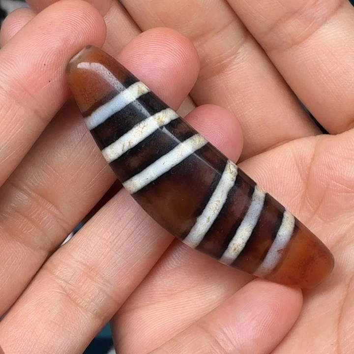 用***0玛瑙/玉髓未镶嵌颈饰