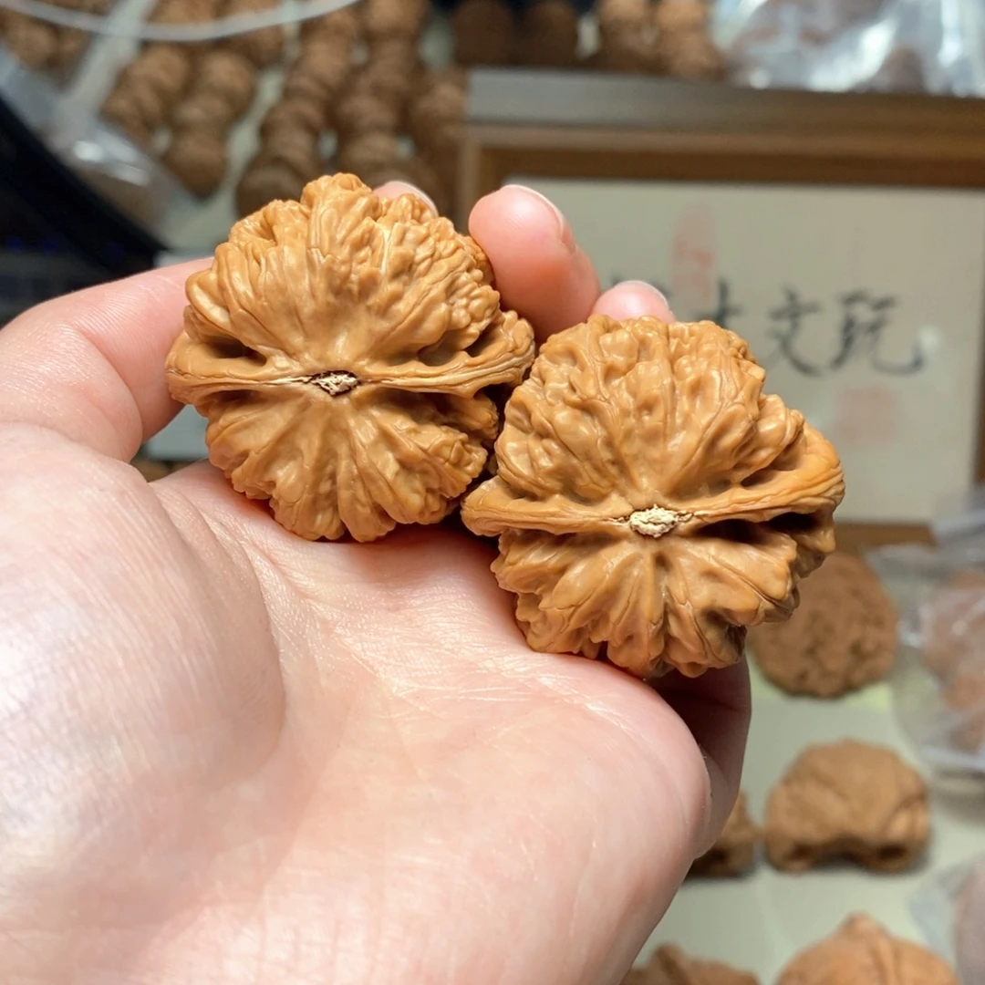 文玩核桃把件42粗筋