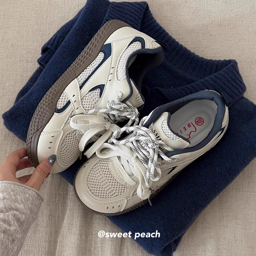 原创百搭小众板鞋女款2025新款夏季ins潮鞋子网面透气小白鞋