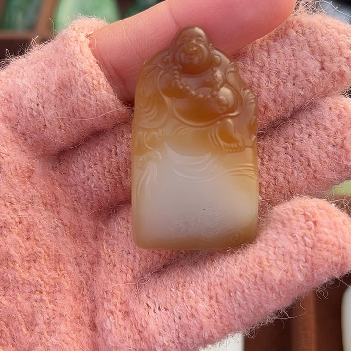 和田玉未镶嵌颈饰46*26*10