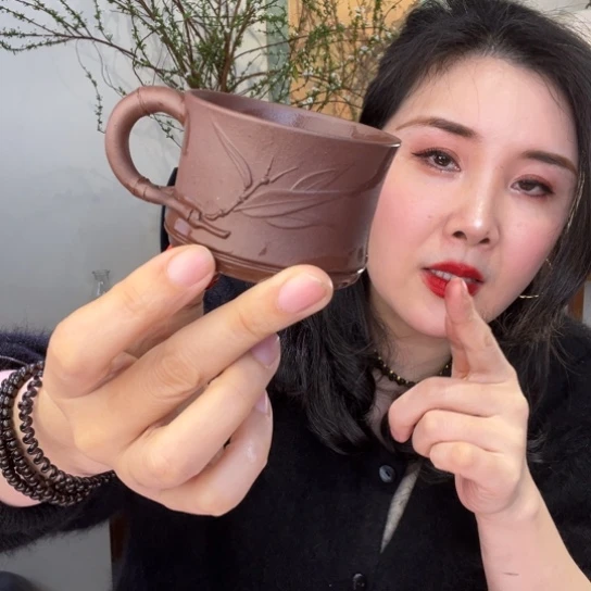 紫砂茶壶宜兴人冬天