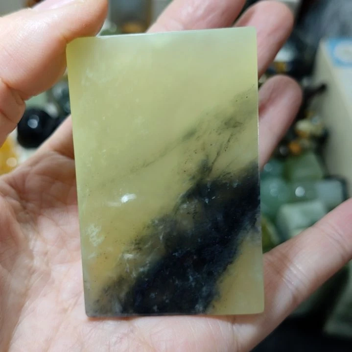 岫玉未镶嵌挂坠款式