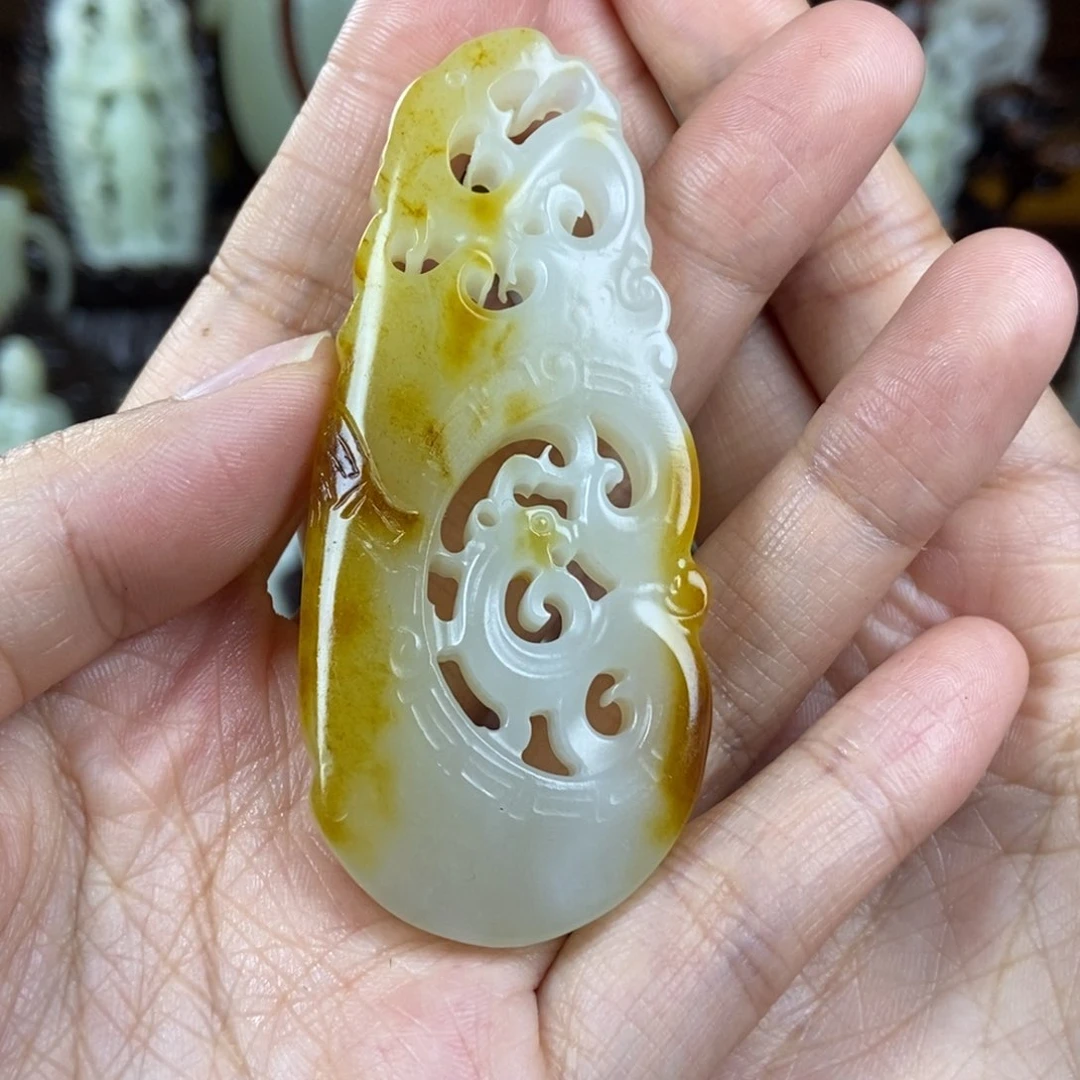 和田玉挂件未镶嵌云*男