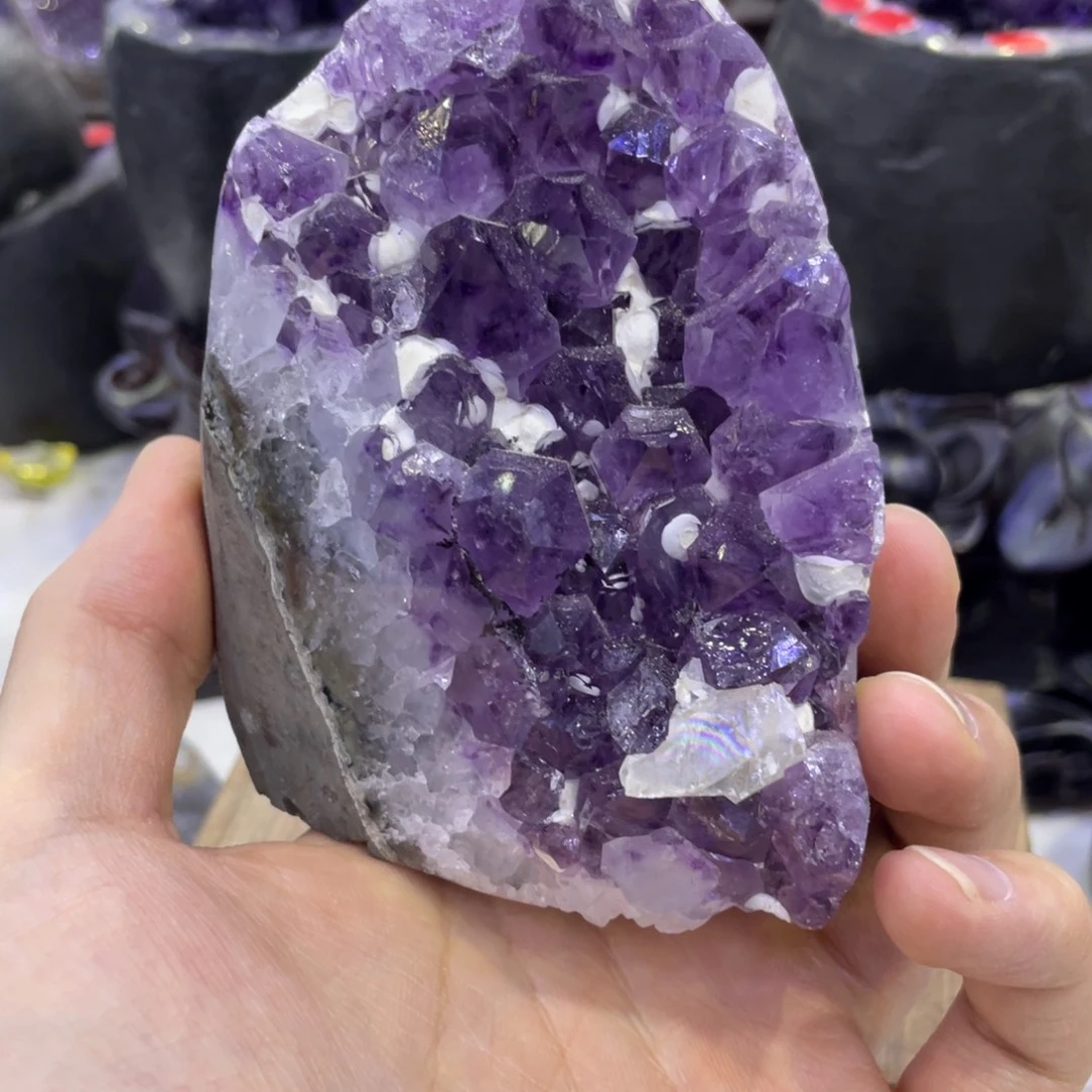 未镶嵌水晶珠宝半成品