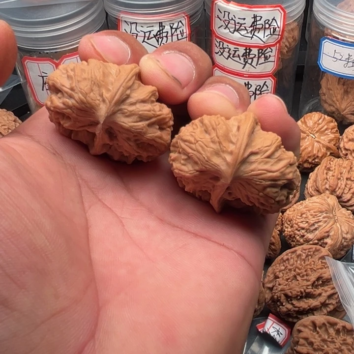 把件文玩核桃野狼