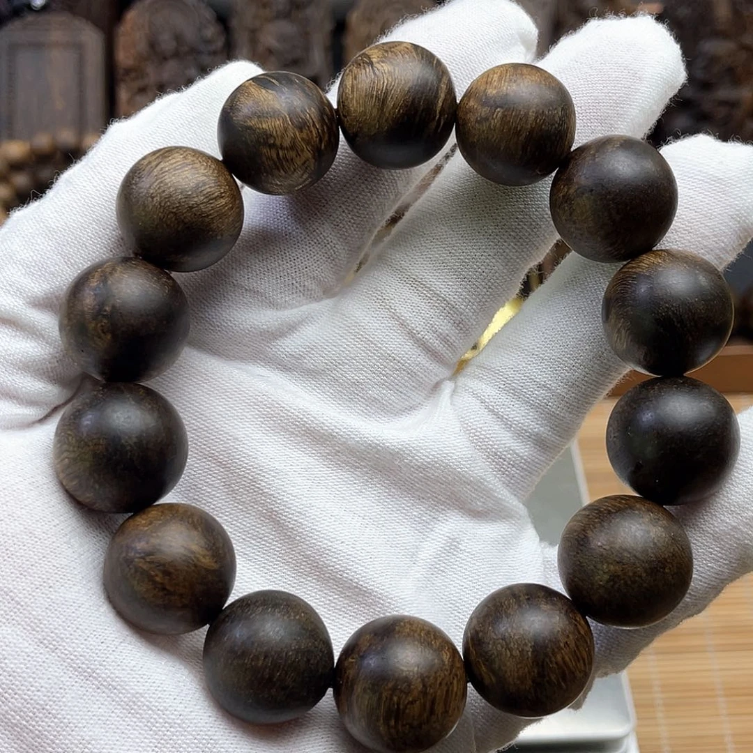 沉香手串留**天达拉干沉香