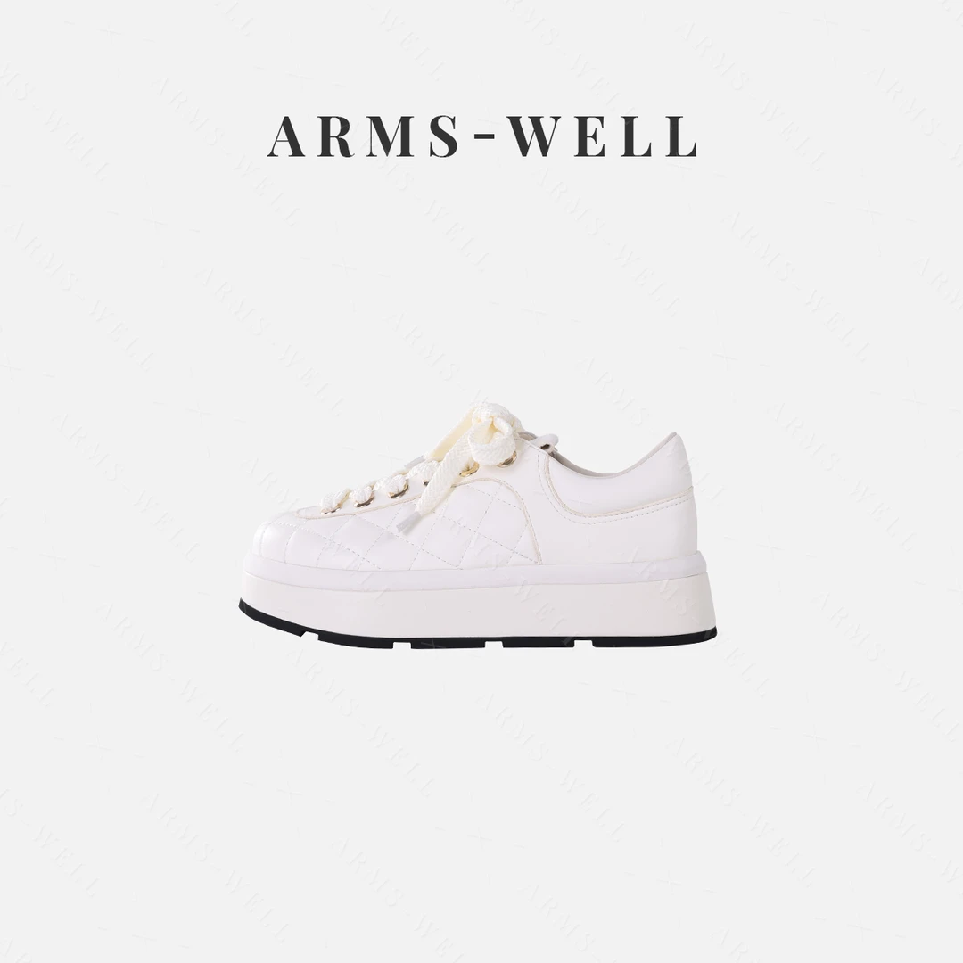 ARMS WELL王囡囡 白色菱格纹小香风厚底休闲鞋（跟高:6cm）S118
