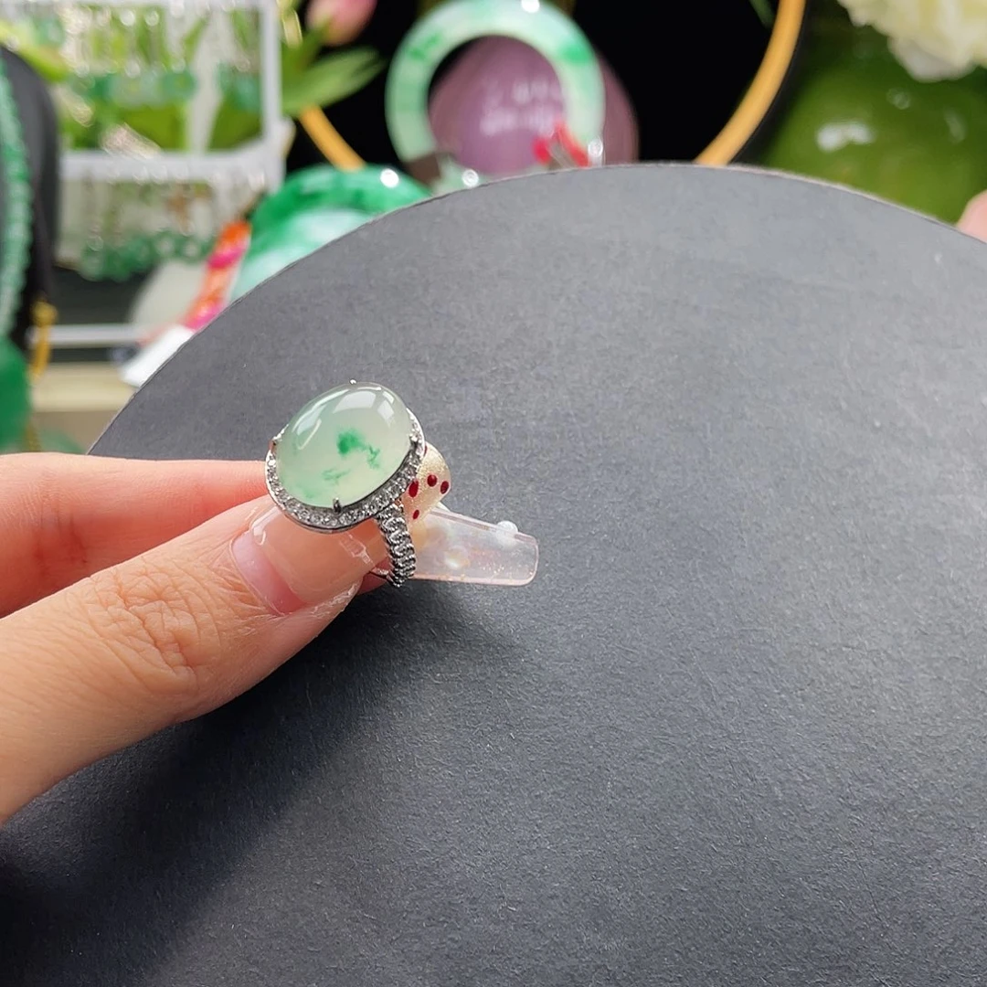 石英质玉（非洲翠）未镶嵌戒指千*吖