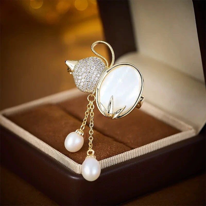 铜合金贝壳胸针 时尚气质百搭白贝珠珠灵动葫芦胸针6189