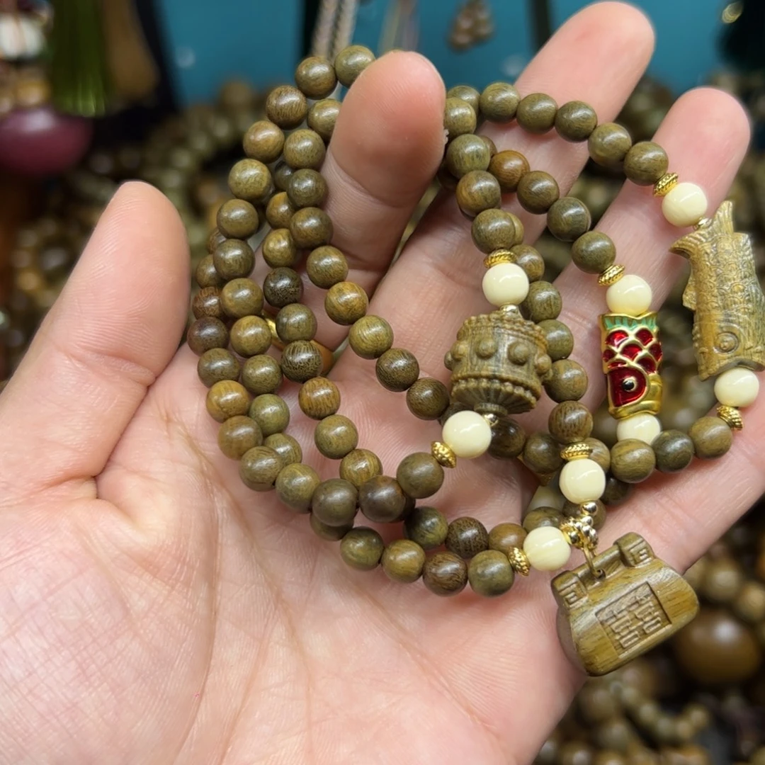 维腊木（绿檀）无事牌