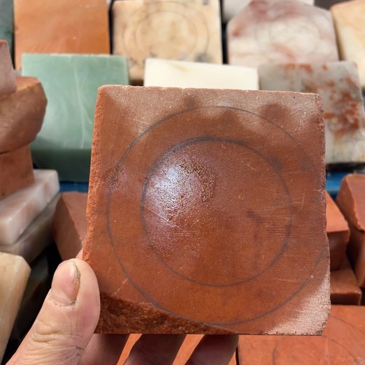 ᝰ****石英质玉未镶嵌定制佘太红