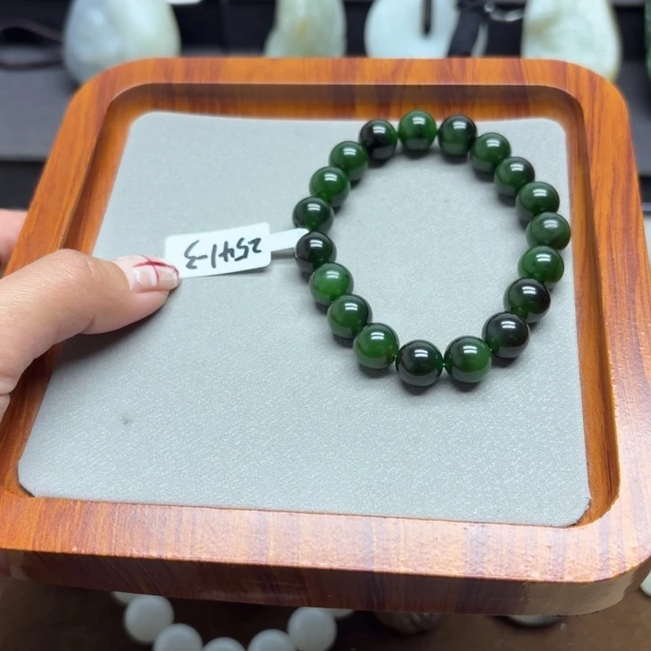 和田玉未镶嵌手串