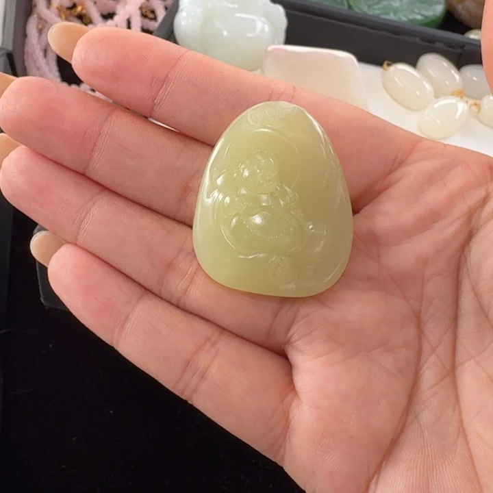 颈饰未镶嵌和田玉35