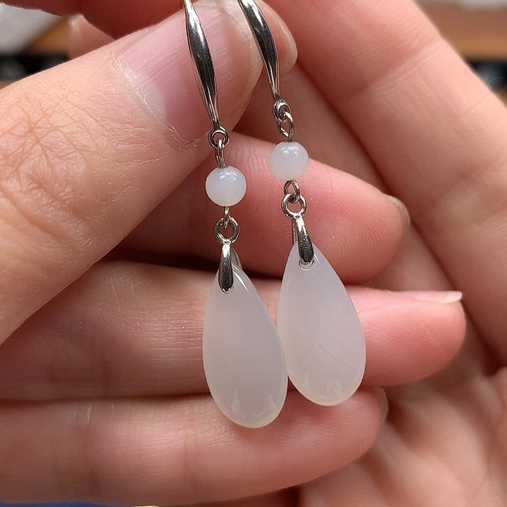 和田玉银S925镶嵌耳饰白玉水滴