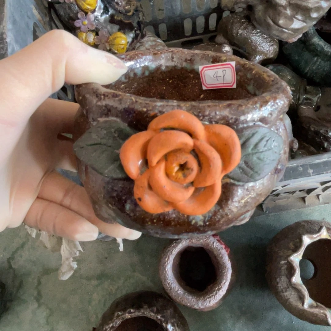 红陶粗砂陶瓷花盆