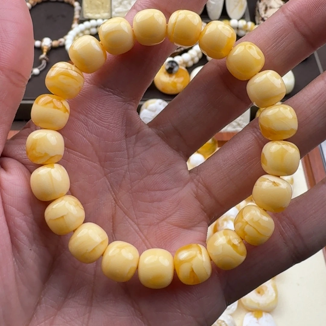 琥珀未镶嵌裸石蜜蜡
