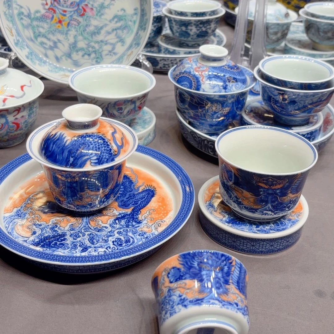 摆件景德镇陶瓷艺术展