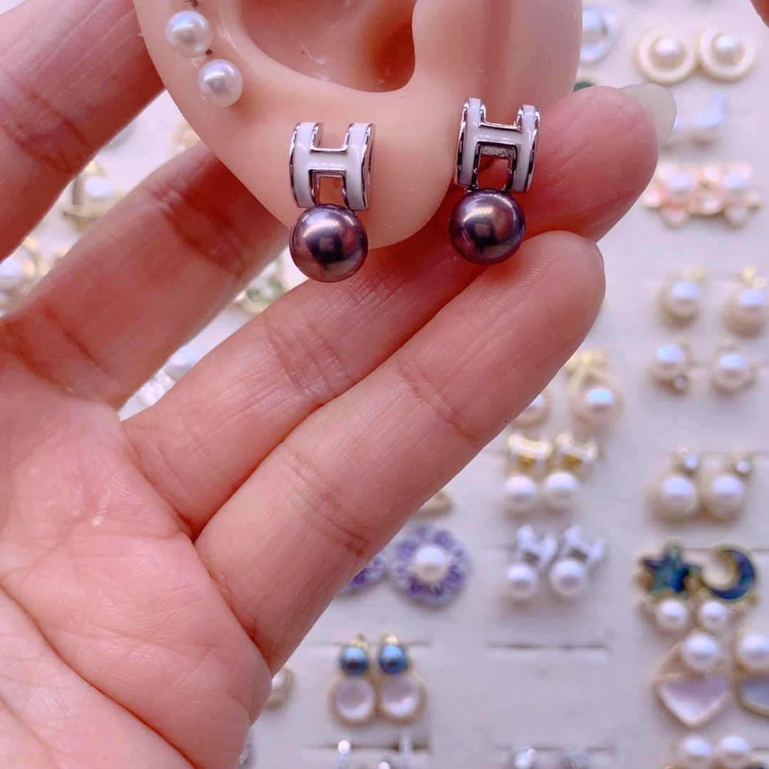 淡水珍珠合金耳饰