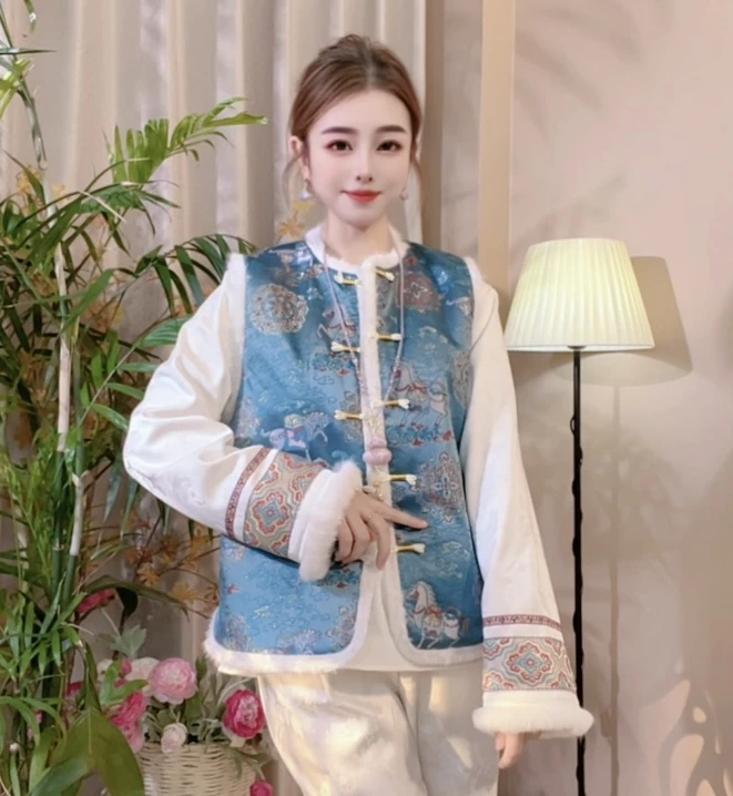 [呈祥]新中式国风重工马甲减龄显白轻奢环保毛毛加棉保暖上衣马甲