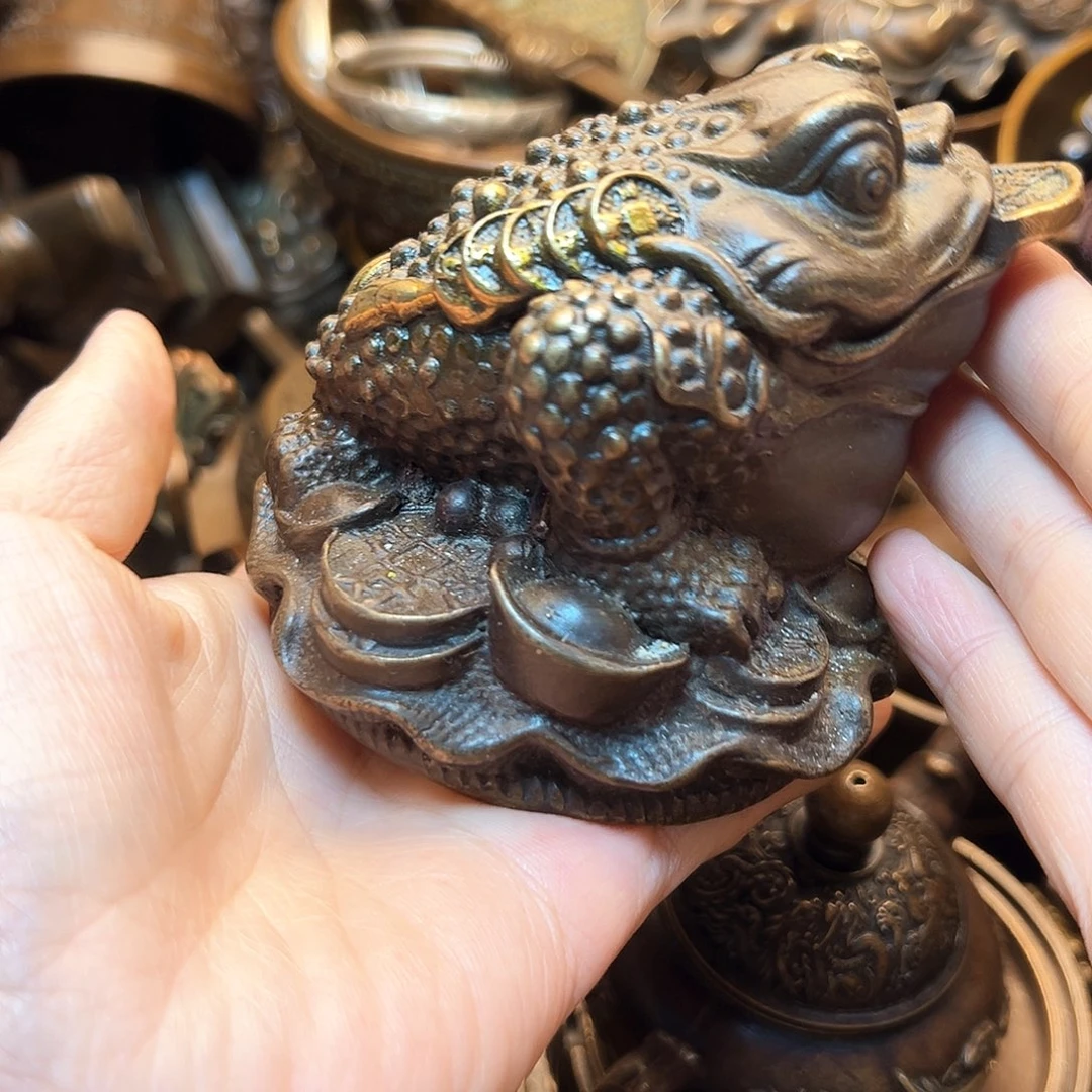 精美铜器工艺品等