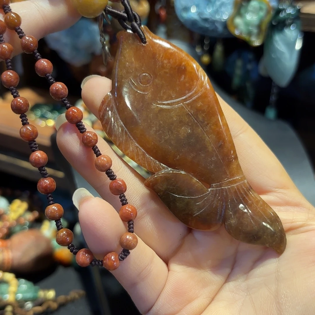 翡翠未镶嵌颈饰我