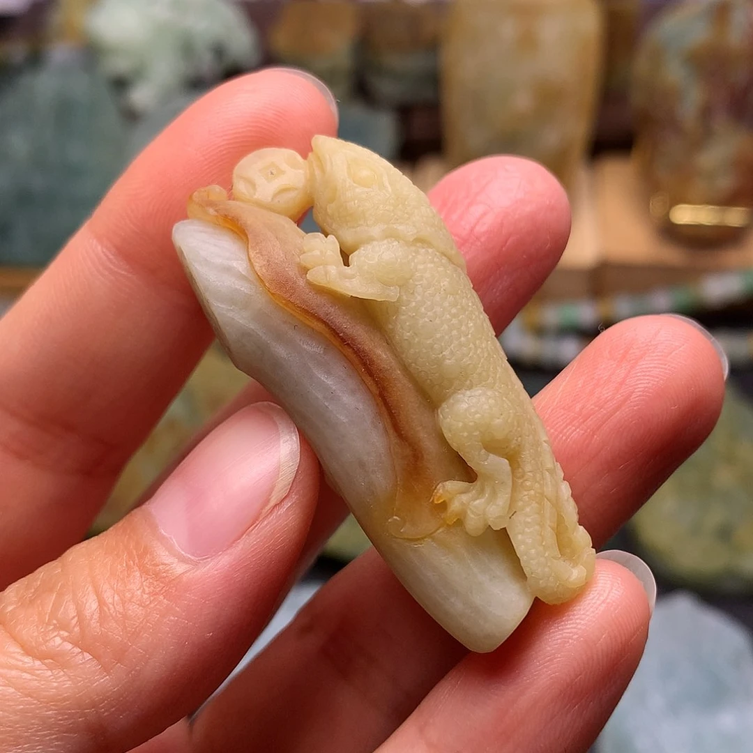 定制翡翠未镶嵌B****n蜥蜴