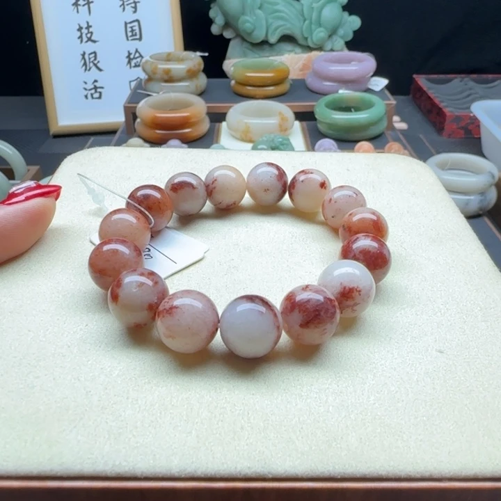 石英岩玉未镶嵌手镯