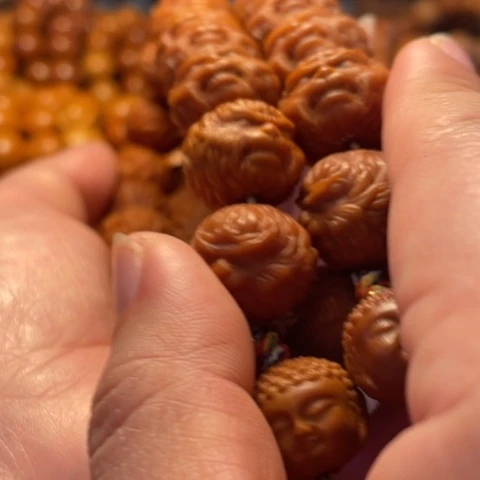 手串猴头核桃祥舞台