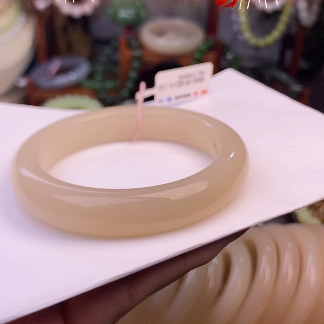 和田玉浓藕粉红粉老矿57.7圈手镯未镶嵌